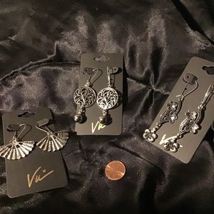 Vu “ X On Earrings “